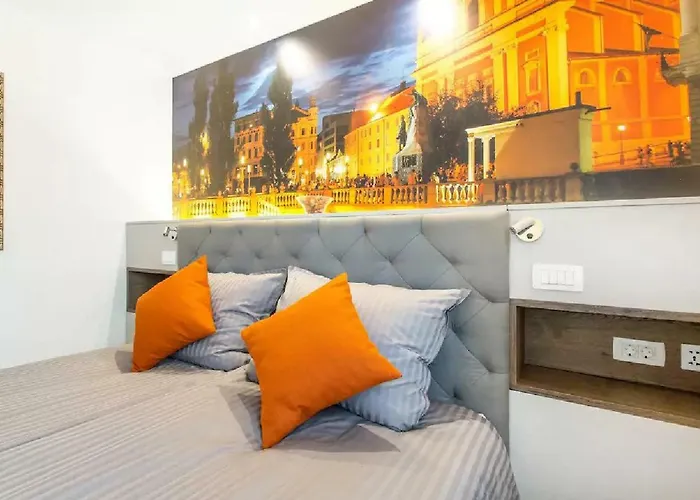 ★ Exclusive ★ Free Garage ★ דירה *