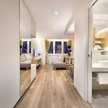 ★ Exclusive ★ Free Garage ★ * Liubliana